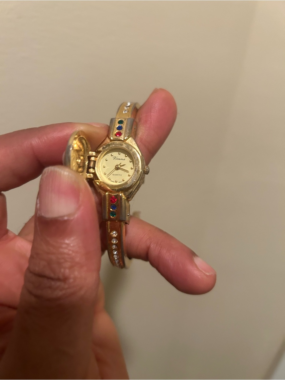 Vintage Gold-tone Women's Bracelet Watch with Multicolor Stones